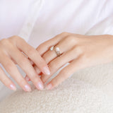 Flow Crest Pearl Ring